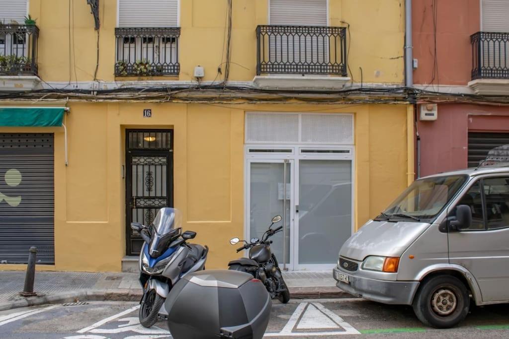 Acogedor Estudio En El Centro De 瓦伦西亚 外观 照片